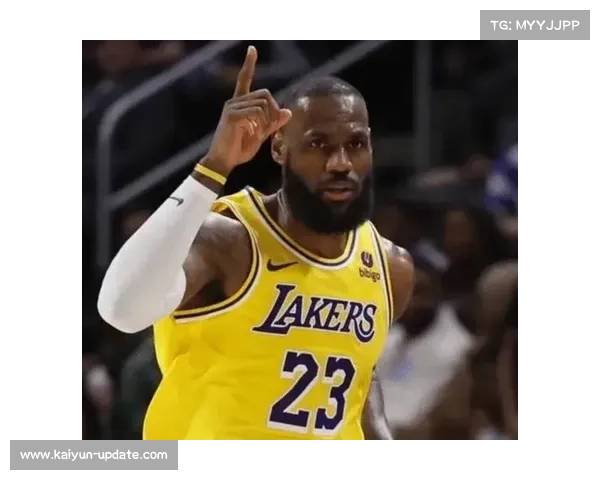 新秀詹姆斯 25 分羞辱 DPOY！阿泰回忆经典对抗：他天生就是国王